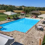 Apartmán In With Pool & History *