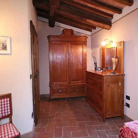 In With Pool & History Apartamento Todi