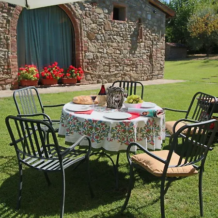 In With Pool & History Apartamento Todi