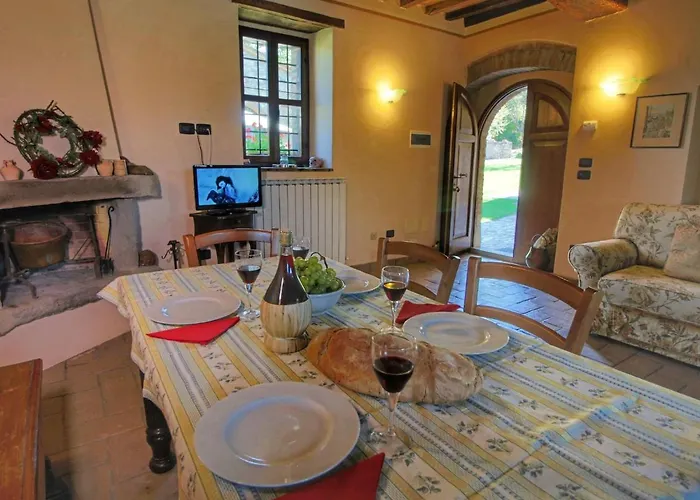 Apartment Apartment In Todi With Pool & History